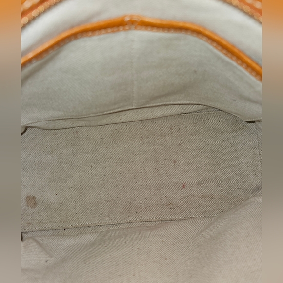 Michael Kors Tan Leather Bag - Picture 14 of 15